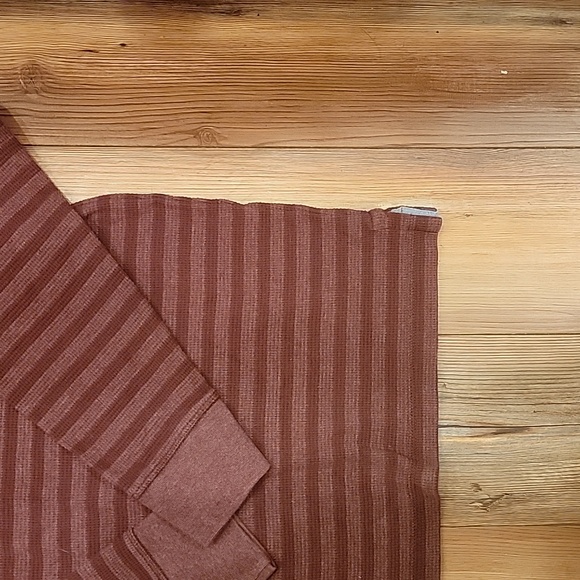 Men's striped Henley - Picture 4 of 5